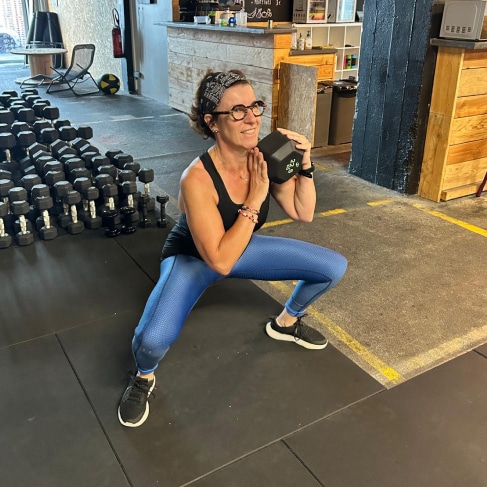 Coachée de Julie en pleine séance de musculation